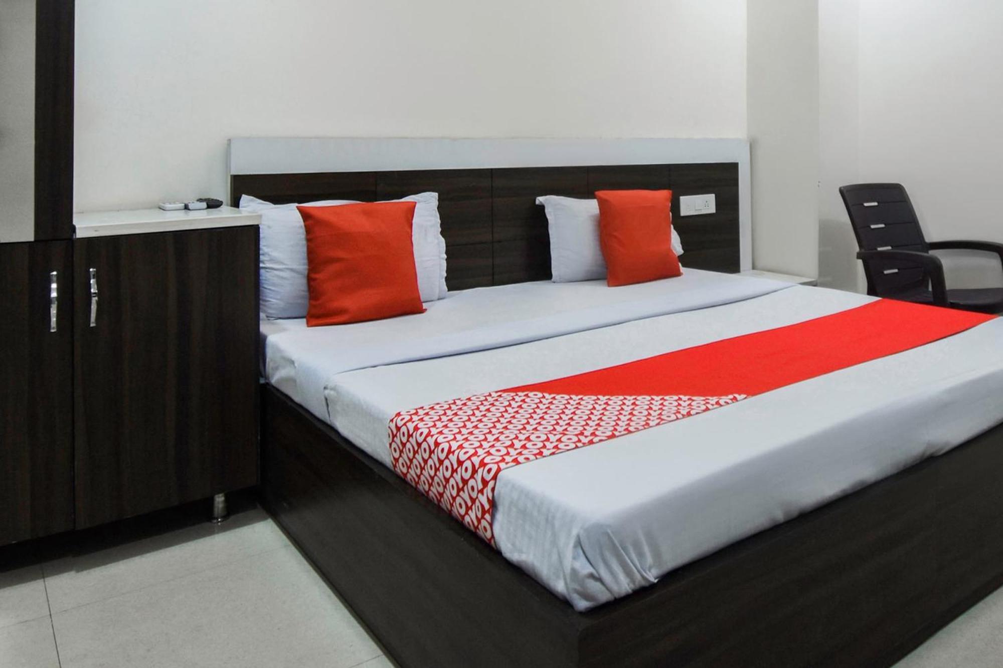 Hotel O Shangri-La-Inn Ludhiana Buitenkant foto